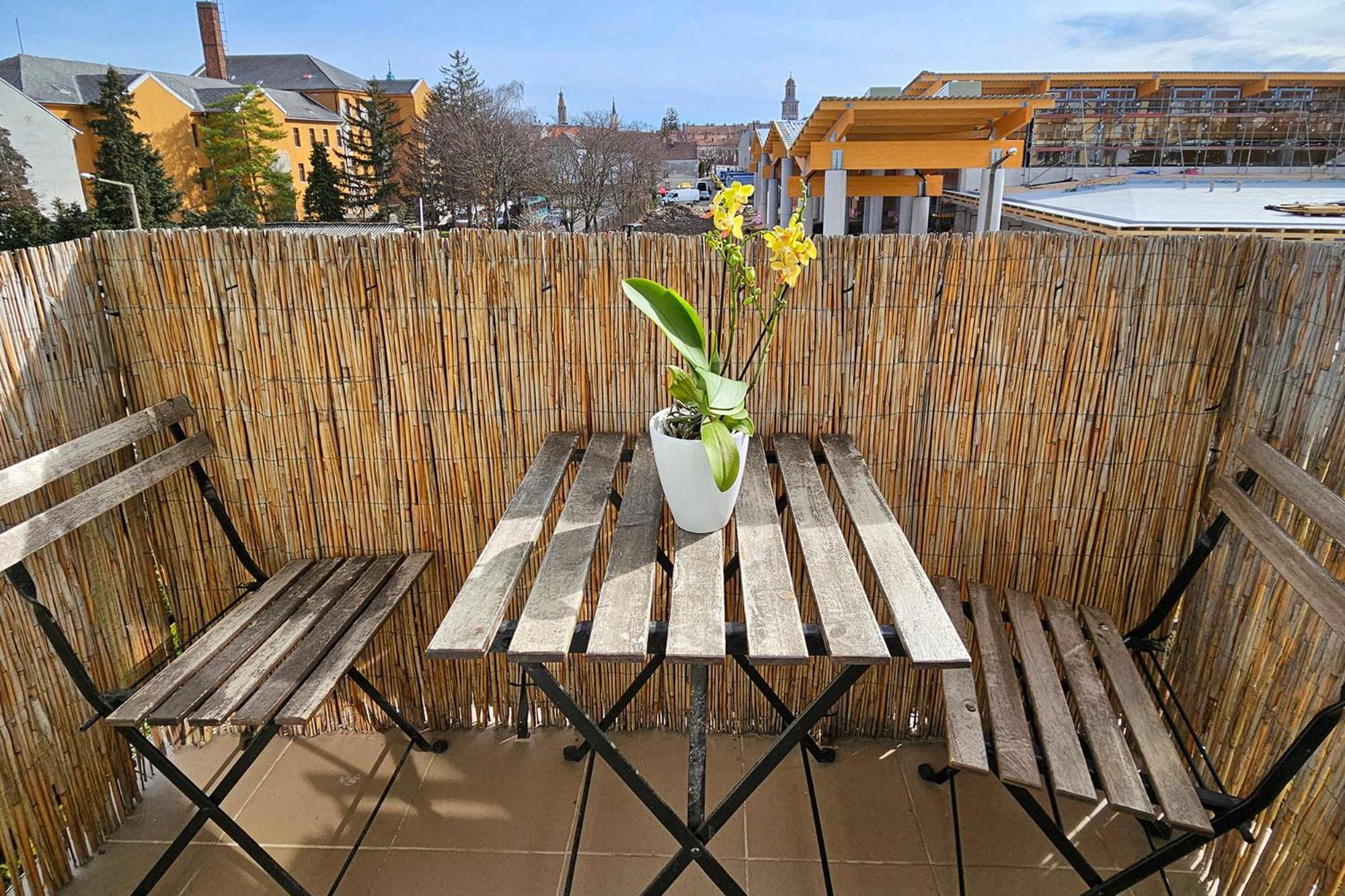 Market Apartman Sopron Exterior foto